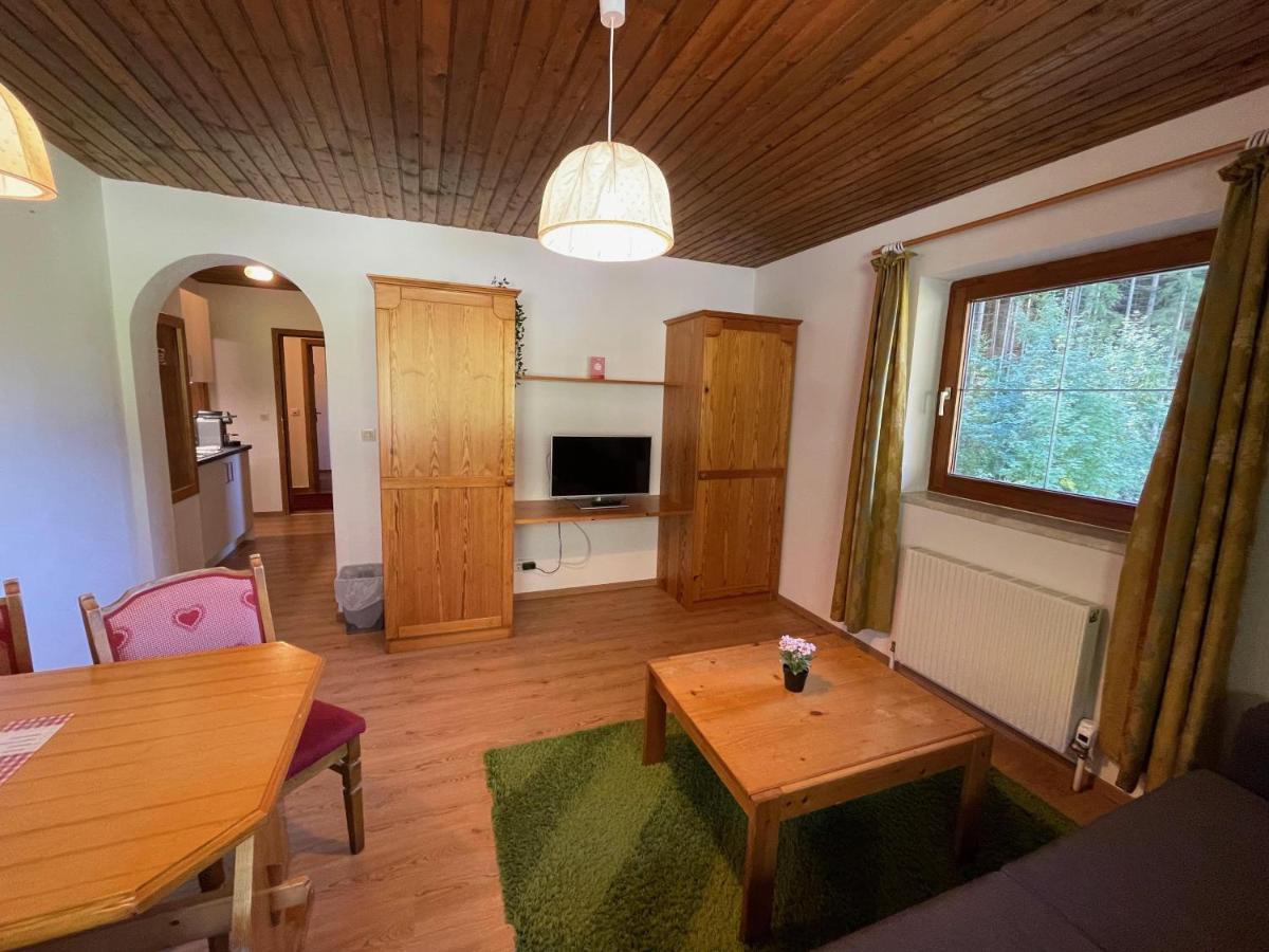 Apartpension Baerenwirt Leutasch Exterior foto