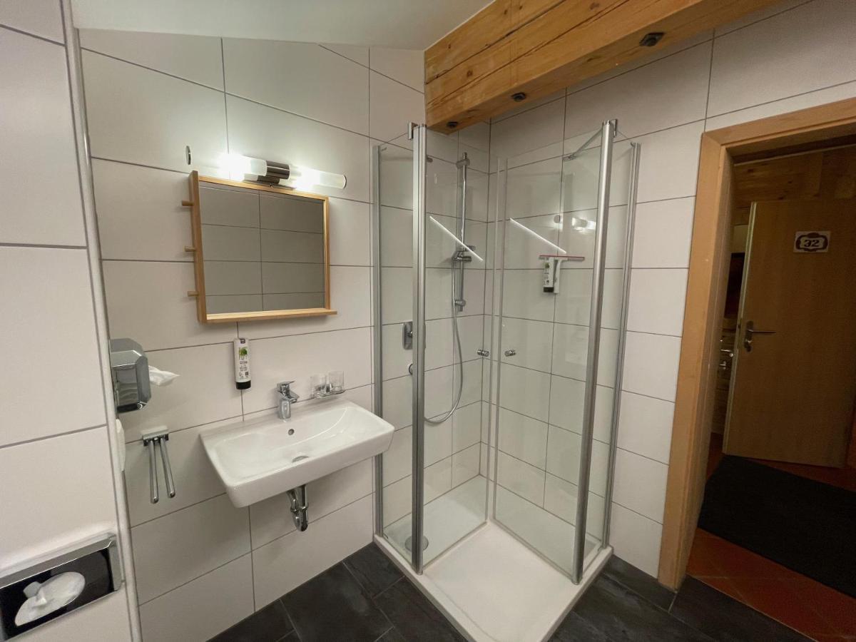 Apartpension Baerenwirt Leutasch Exterior foto